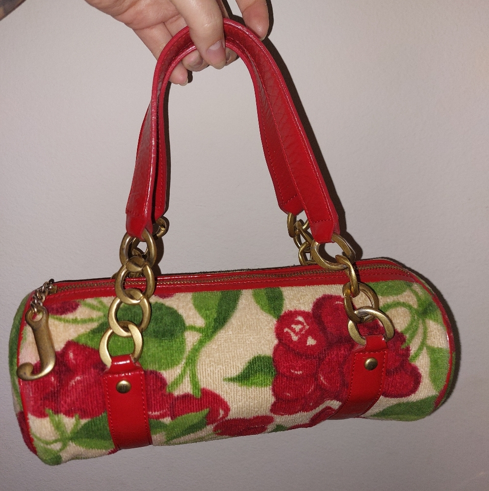 πsend offersπ Juicy Couture Cherry Barrel Bag - Picture 4 of 11